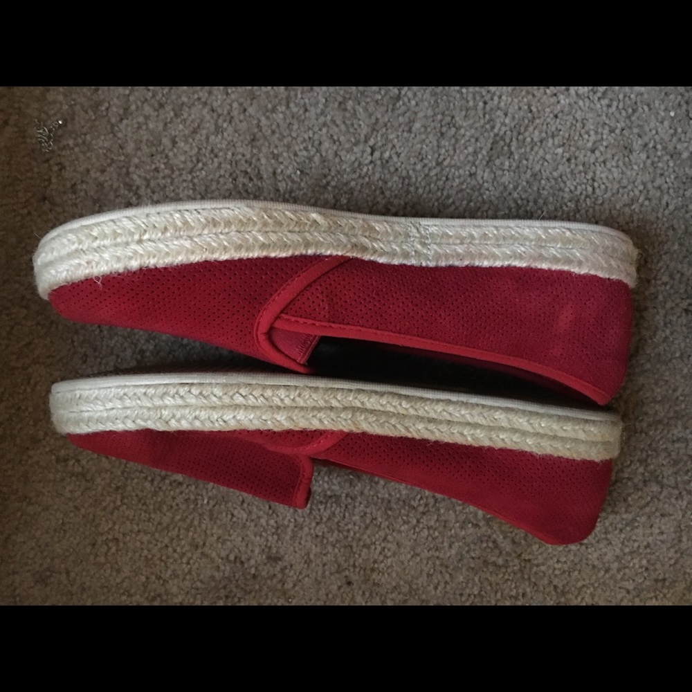 Clark’s slip on tennis shoes
